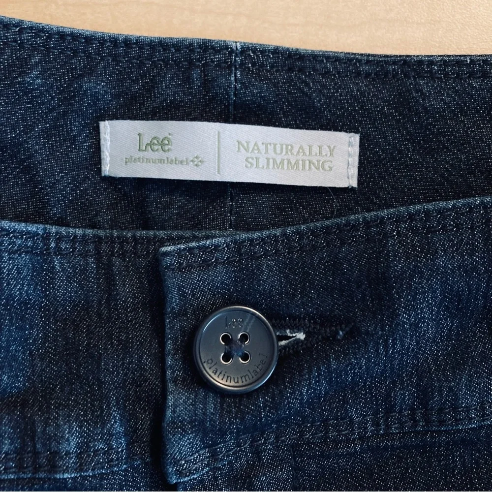 ❤️🔥 (5/20) Lee Naturally Slimming Jeans Size 6 - Picture 6 of 7